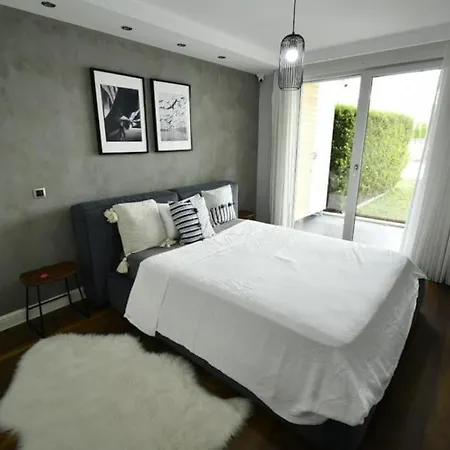 Manavgat - Superb 2 Bedroom Near And Centre Apartment