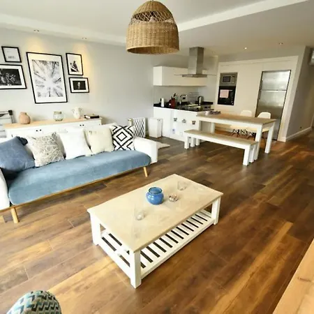 Manavgat - Superb 2 Bedroom Near And Centre *