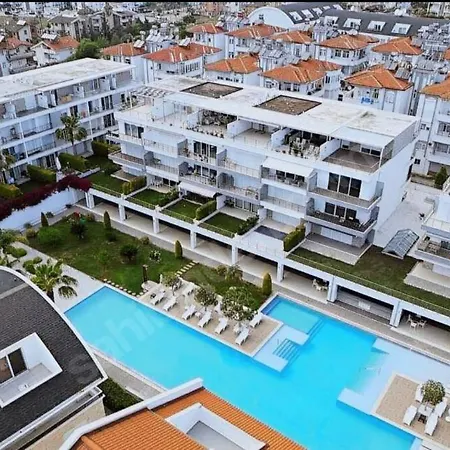 Manavgat - Superb 2 Bedroom Near And Centre Apartment Side
