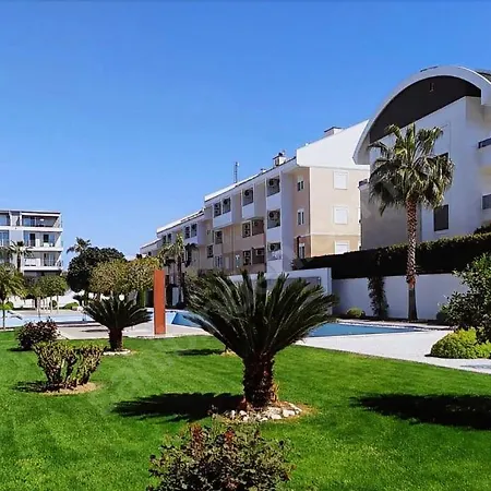 Manavgat - Superb 2 Bedroom Near And Centre * Sidé